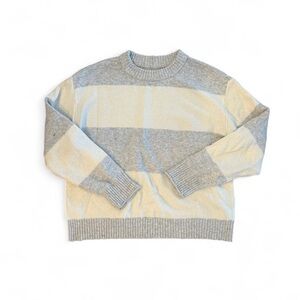 American Eagle Outfitters Gray and White Crewneck Sweater